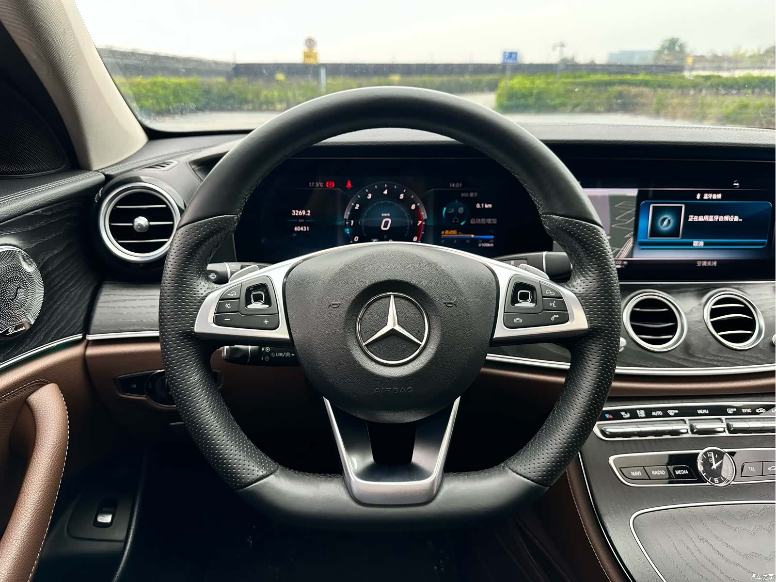 Mercedes-Benz E-Class, 2018 16