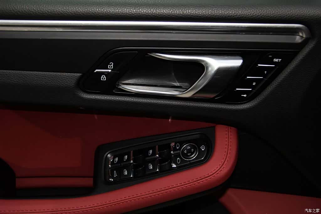Porsche Macan, 2022 26