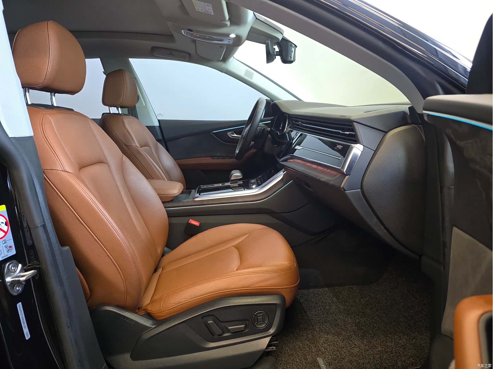 Audi Q8, 2020 8