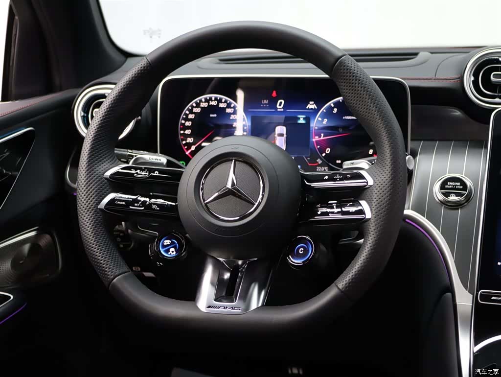 Mercedes-Benz GLC, 2026 12
