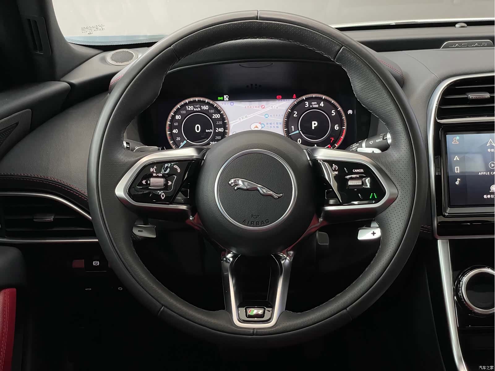 Land Rover XEL, 2022 14