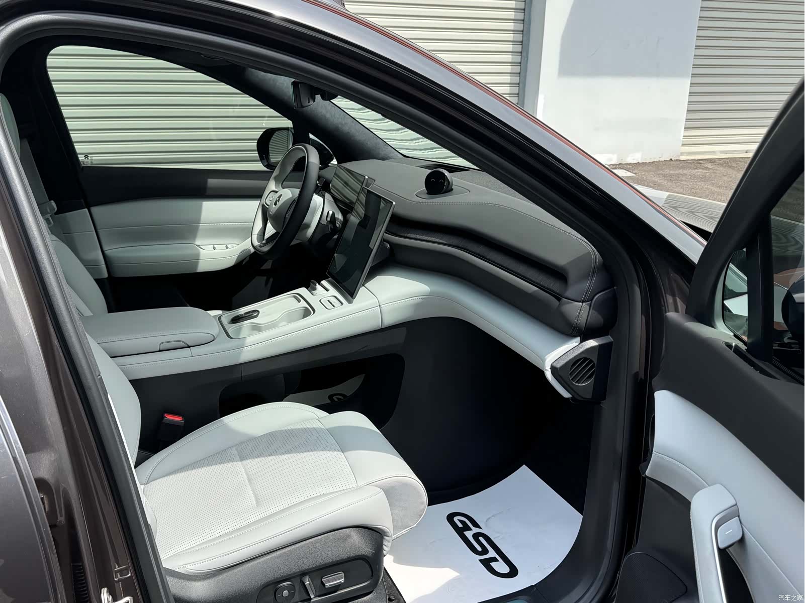 NIO ES6, 2024 15