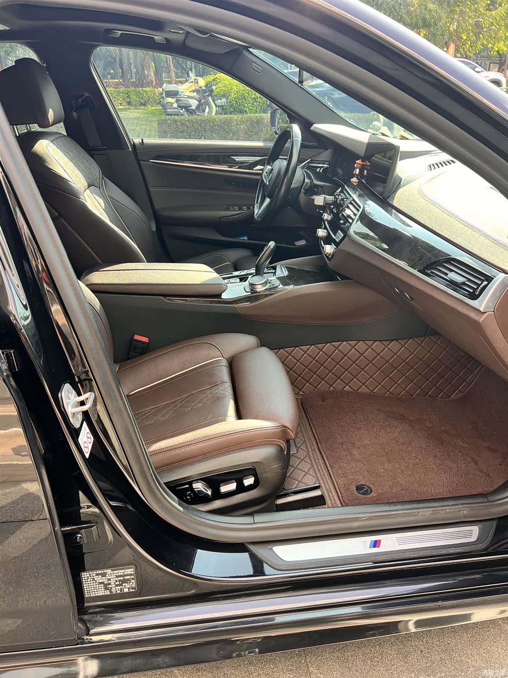 BMW 5 Series, 2021 6