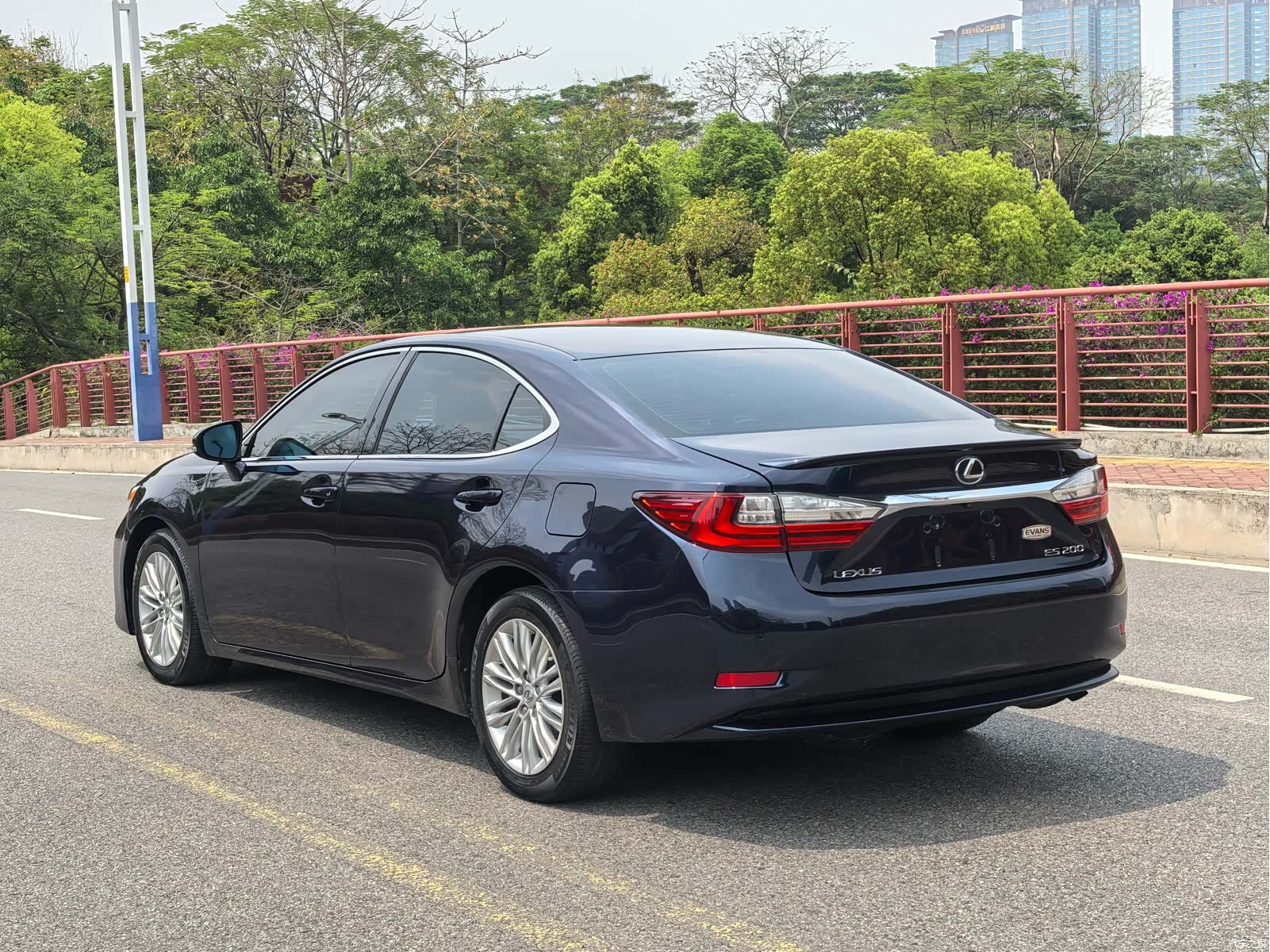 Lexus ES, 2018 8