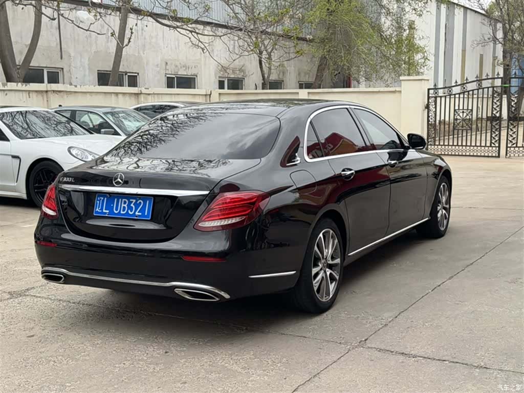Mercedes-Benz E-Class, 2019 9