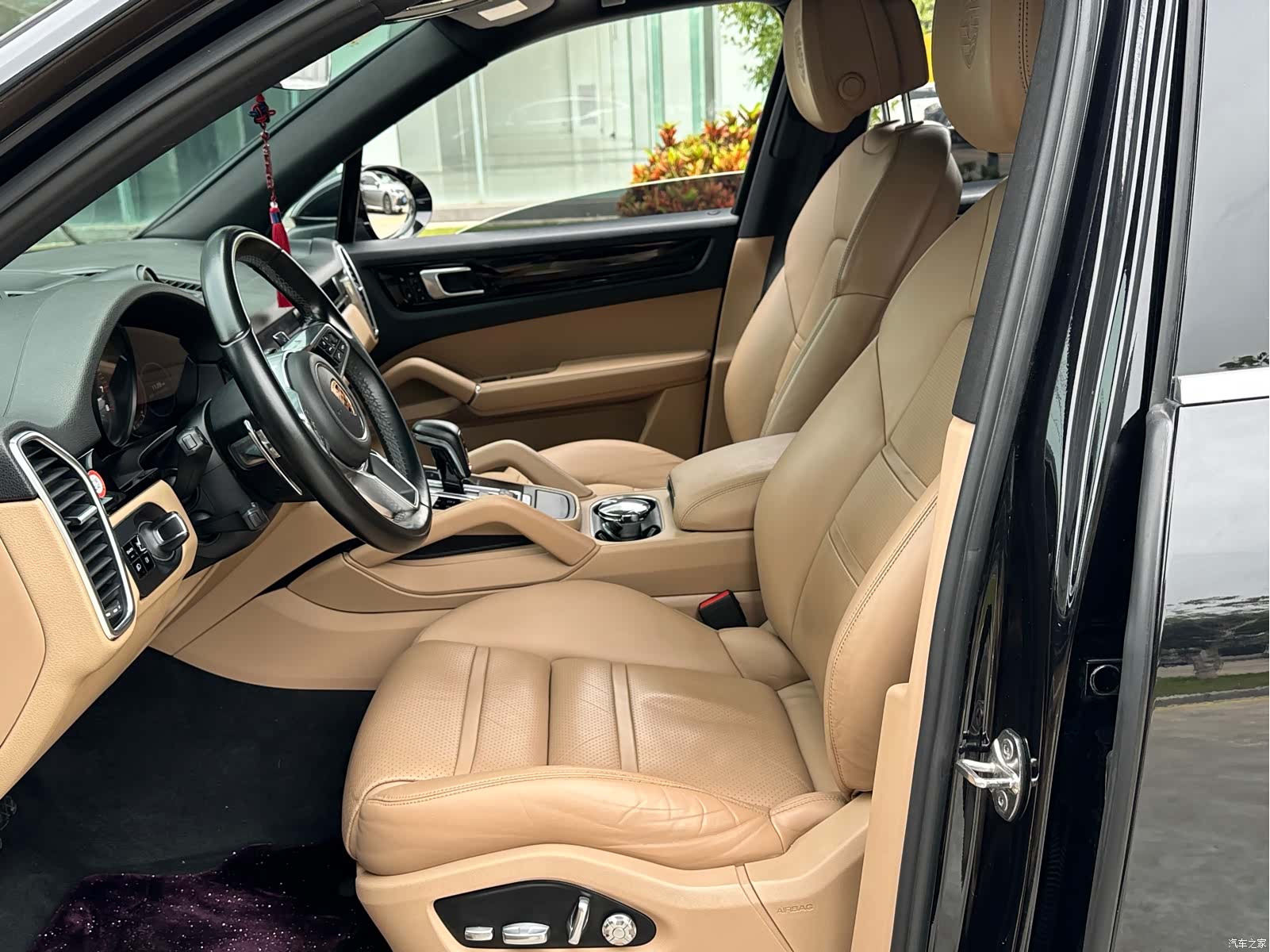 Porsche Cayenne, 2019 8
