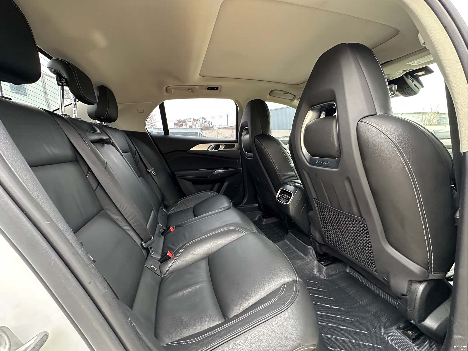 Lynk & Co 01, 2019 8