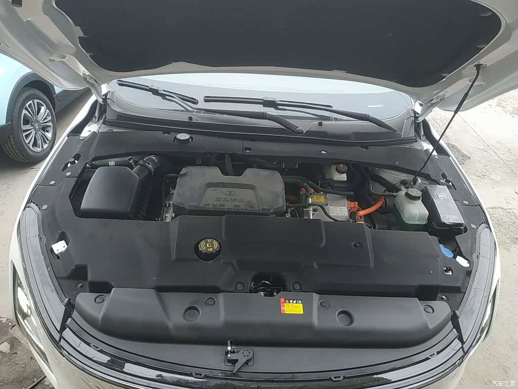 Wuling Starlight, 2025 16
