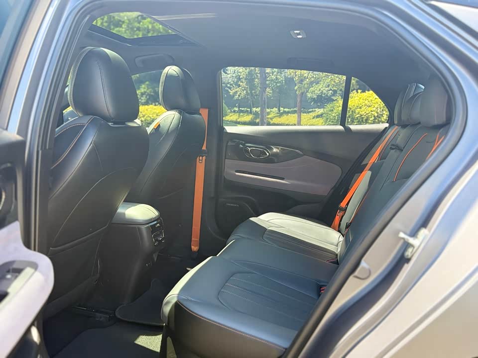 Trumpchi Shadow Leopard