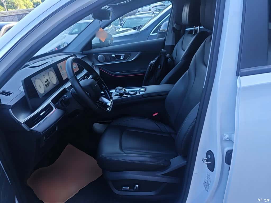 Chery Tiggo 8, 2025 15