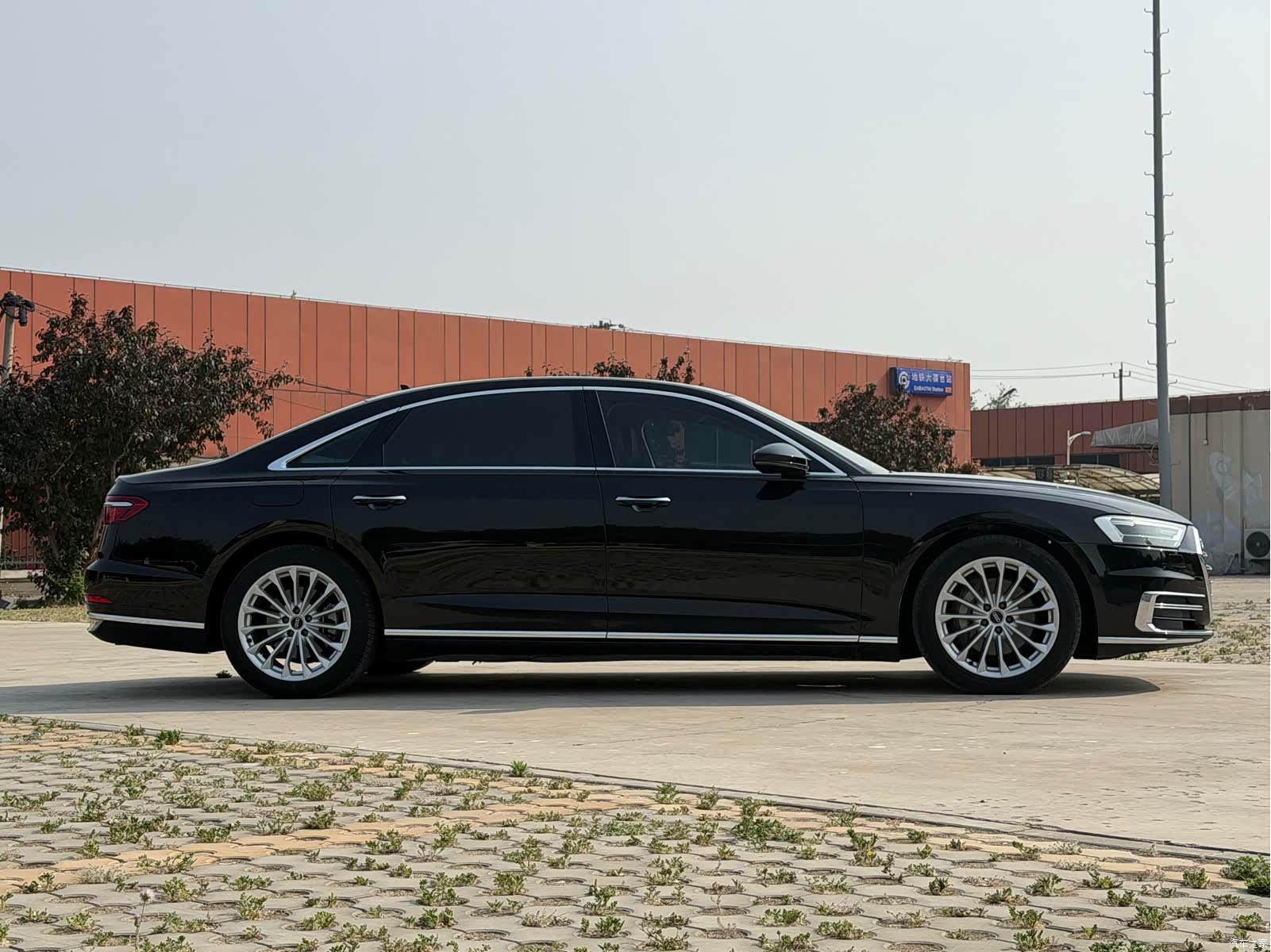 Audi A8L, 2021 4