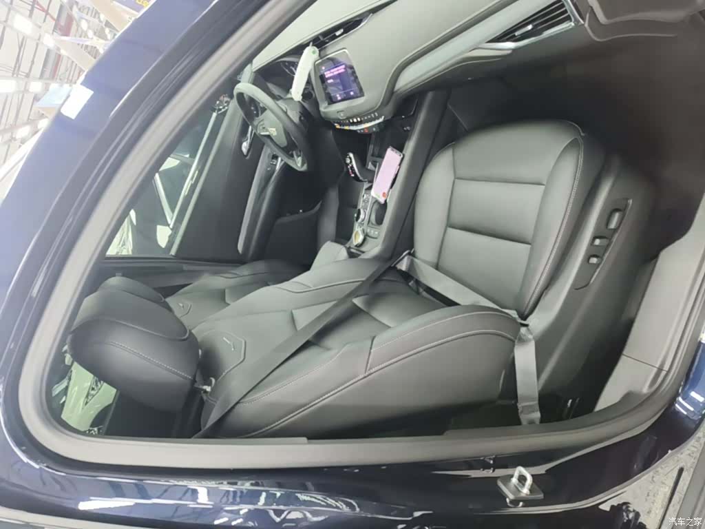 Cadillac XT4, 2021 25
