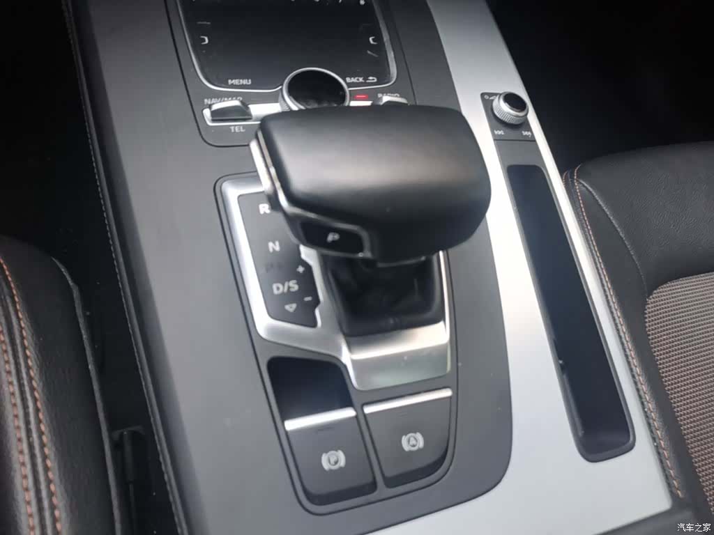 Audi Q5L, 2019 14