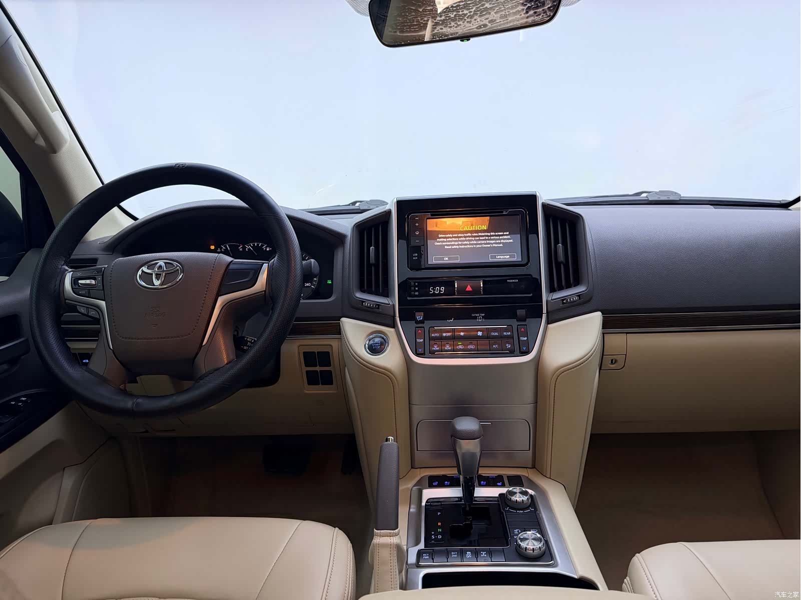 Toyota Land Cruiser, 2019 10