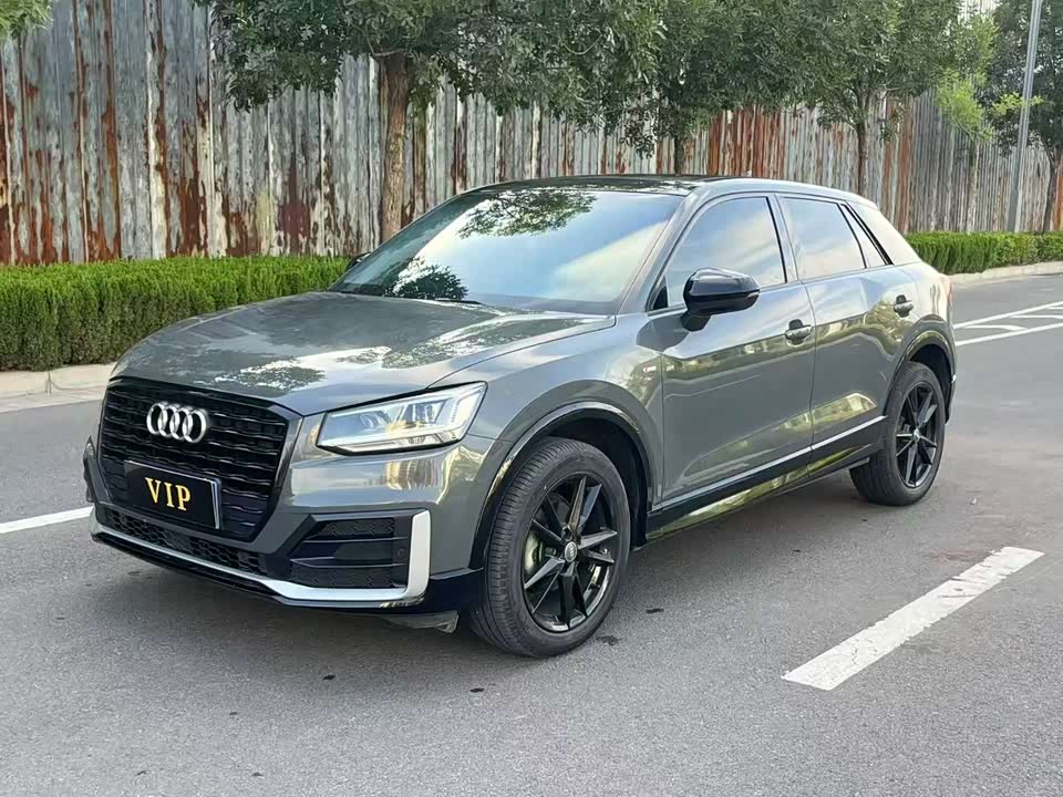 Audi Q2L Audi Q2L