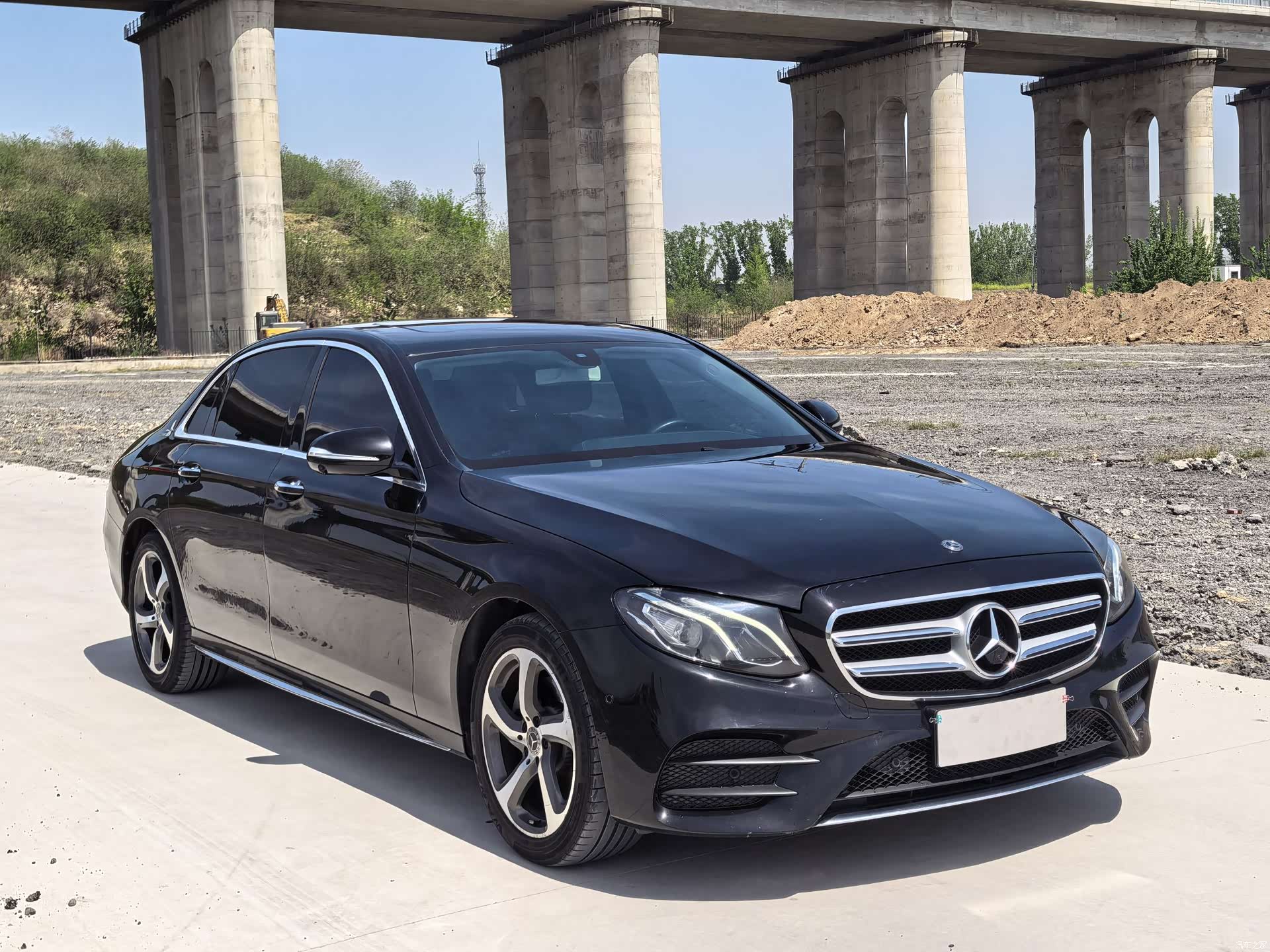 Mercedes-Benz E-Class, 2019 3