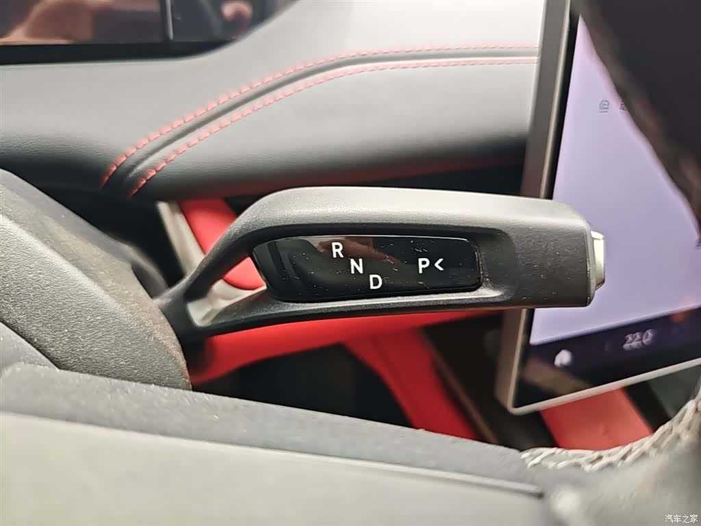 Xiaomi SU7, 2025 14
