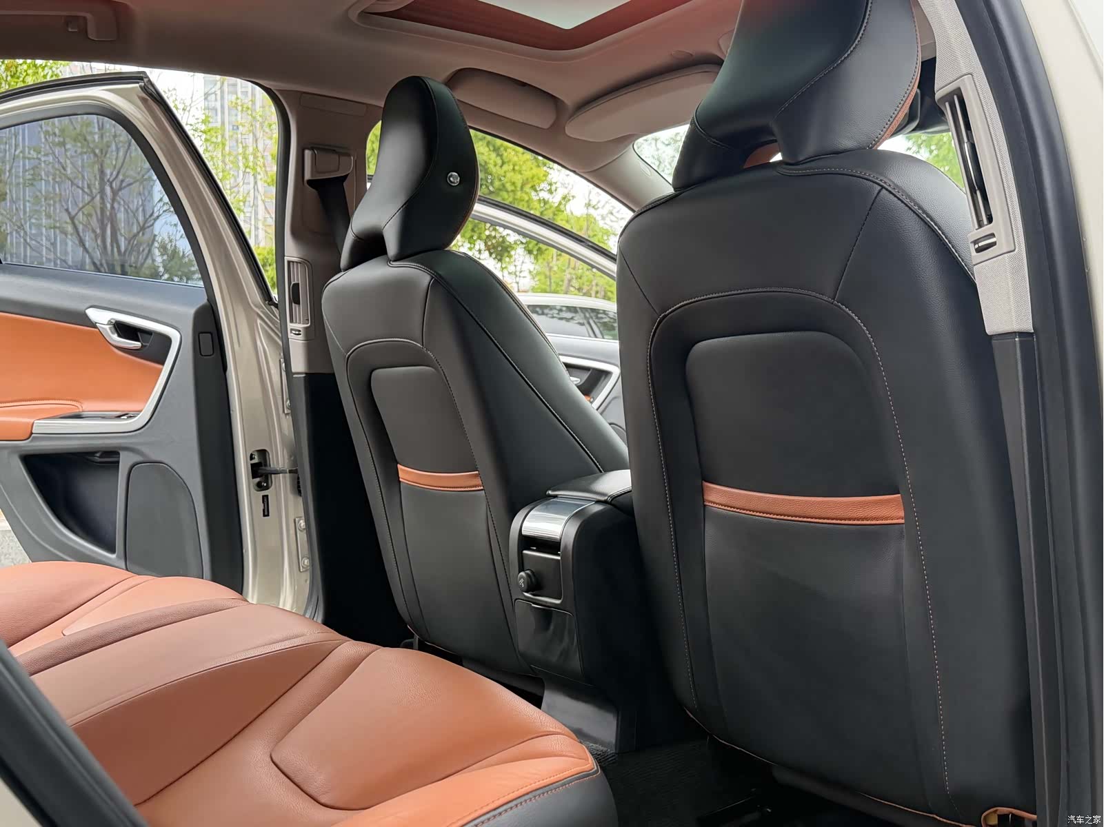Volvo S60, 2019 11