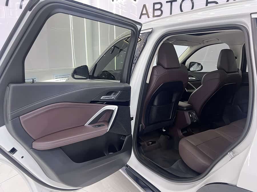 BMW X1 2023, фото 12