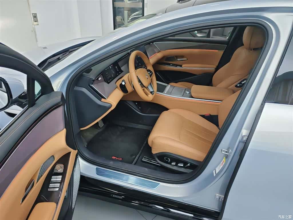 BYD Han, 2025 16
