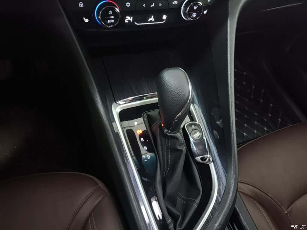 Buick GL6, 2018 14