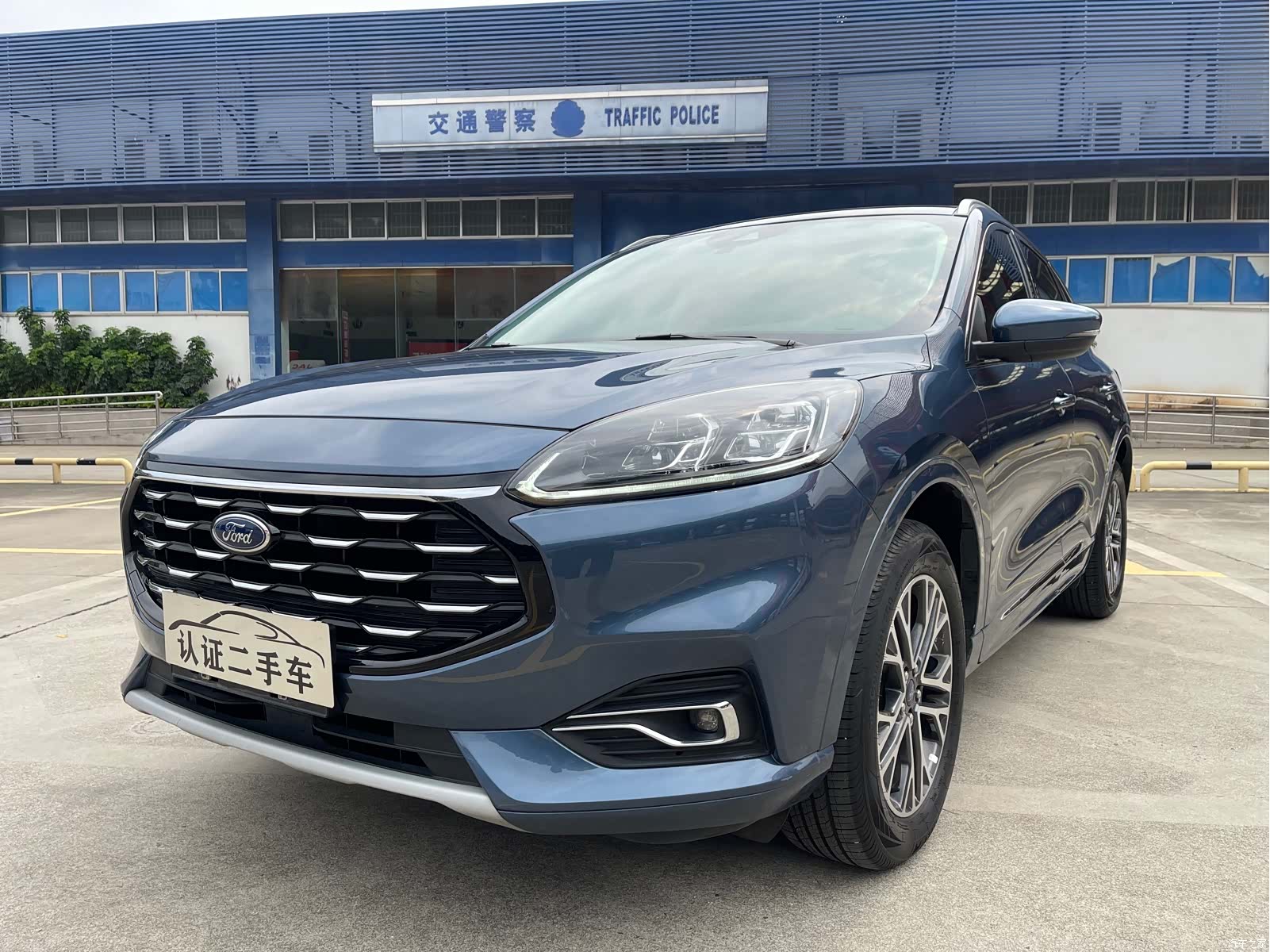 Ford Escape, 2023 1