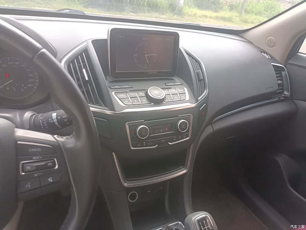 DongFeng AX5, 2017 13