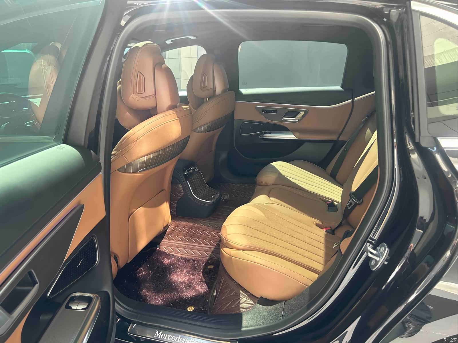 Mercedes-Benz E-Class, 2024 все фото