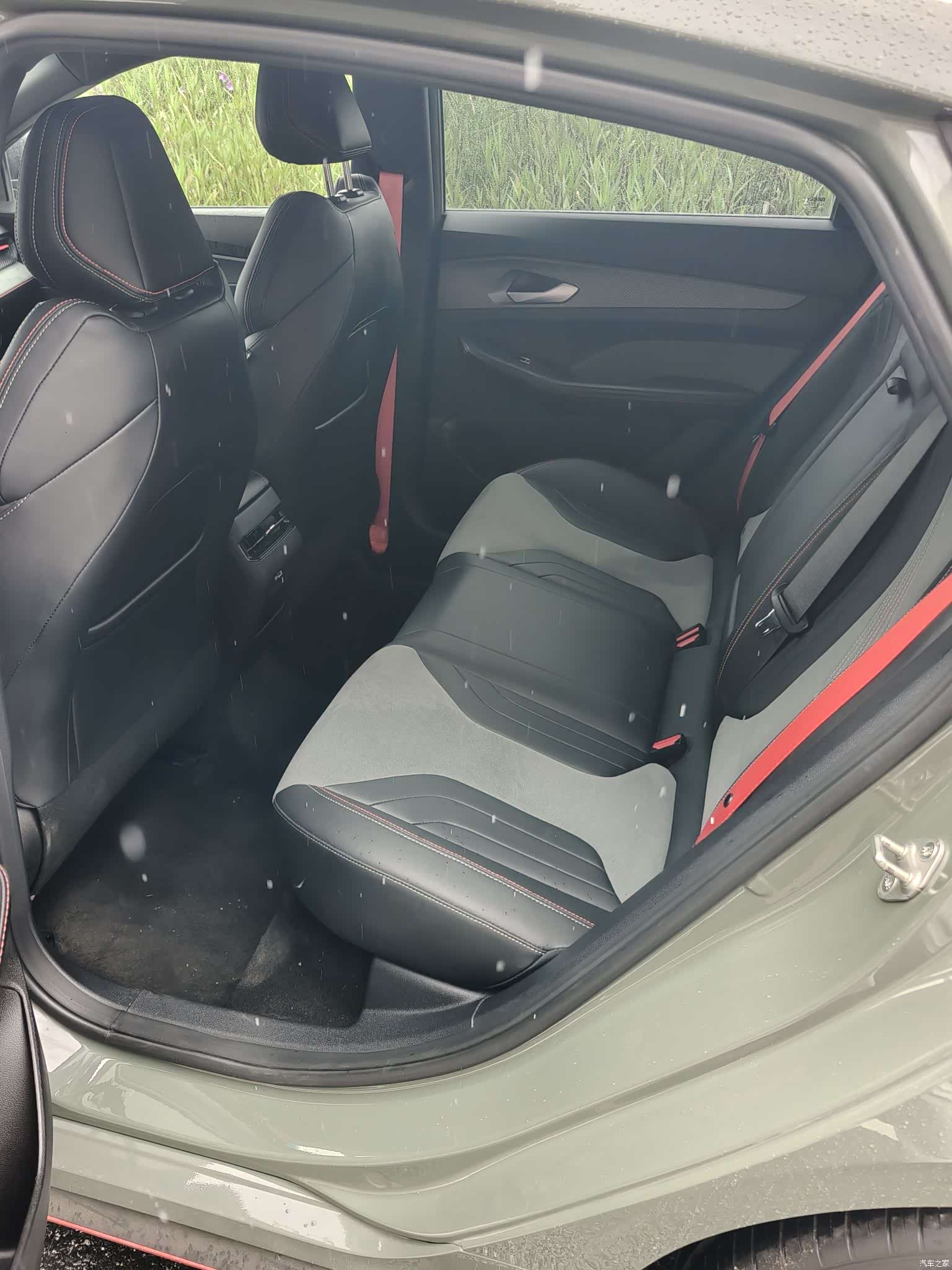 Geely Binray, 2023 9