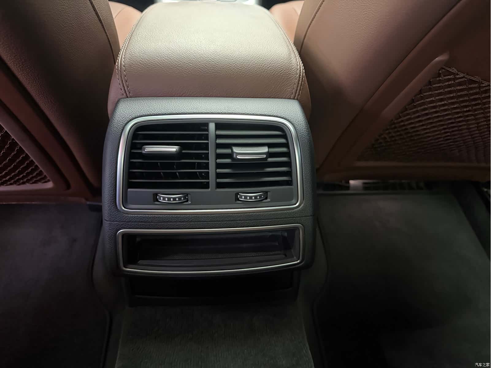 Audi A6L, 2017 9