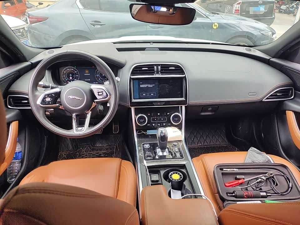 Jaguar XEL