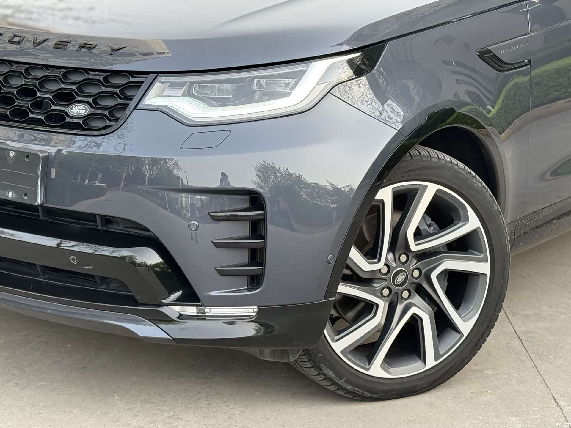 Land Rover Discovery, 2024 4