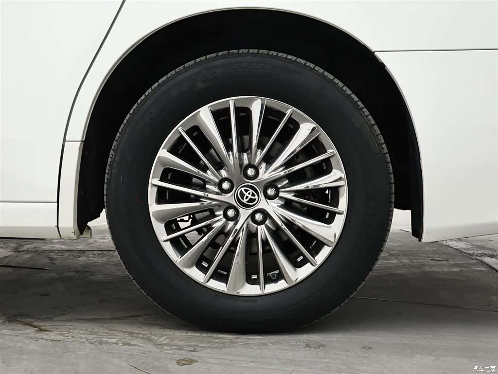 Toyota Alphard, 2020 9