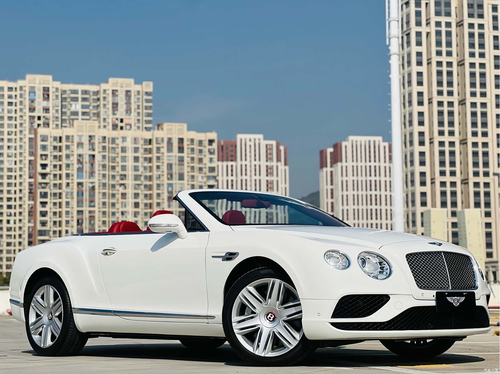 Bentley Continental GT, 2019 3