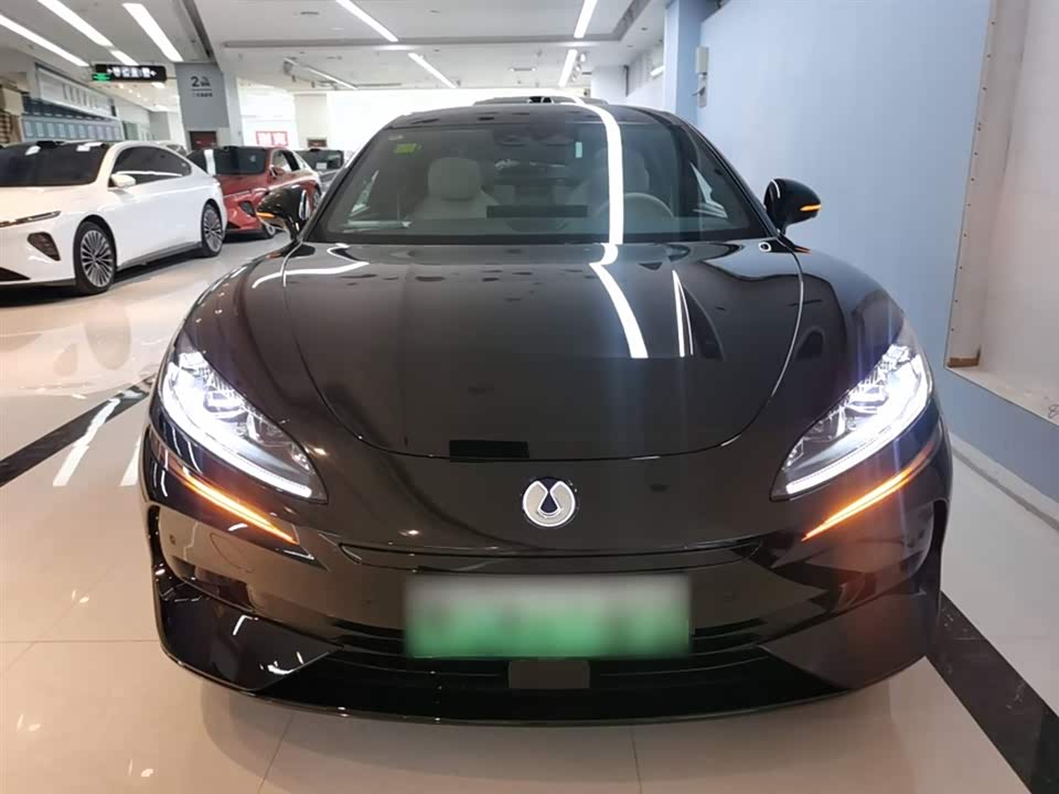 Denza Z9 Denza Z9