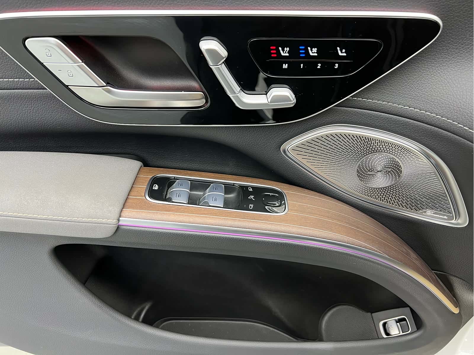 Mercedes-Benz EQS, 2025 3