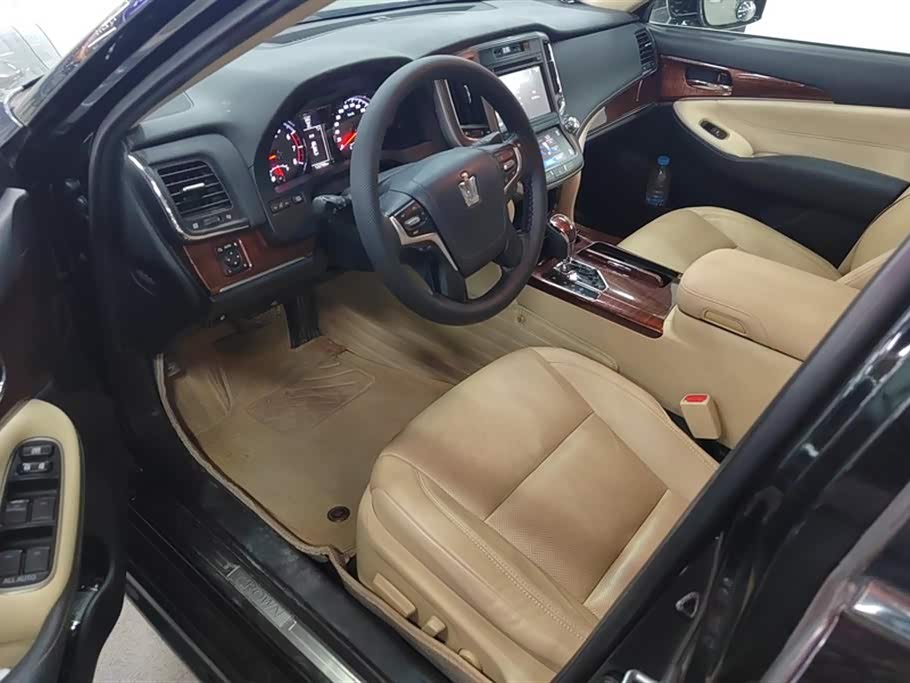 Toyota crown Toyota crown