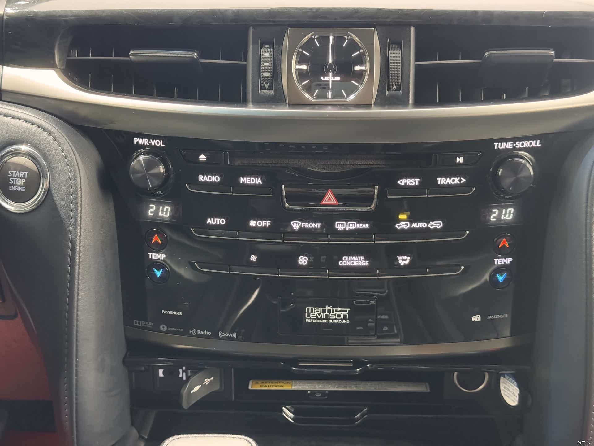 Lexus LX, 2017 16
