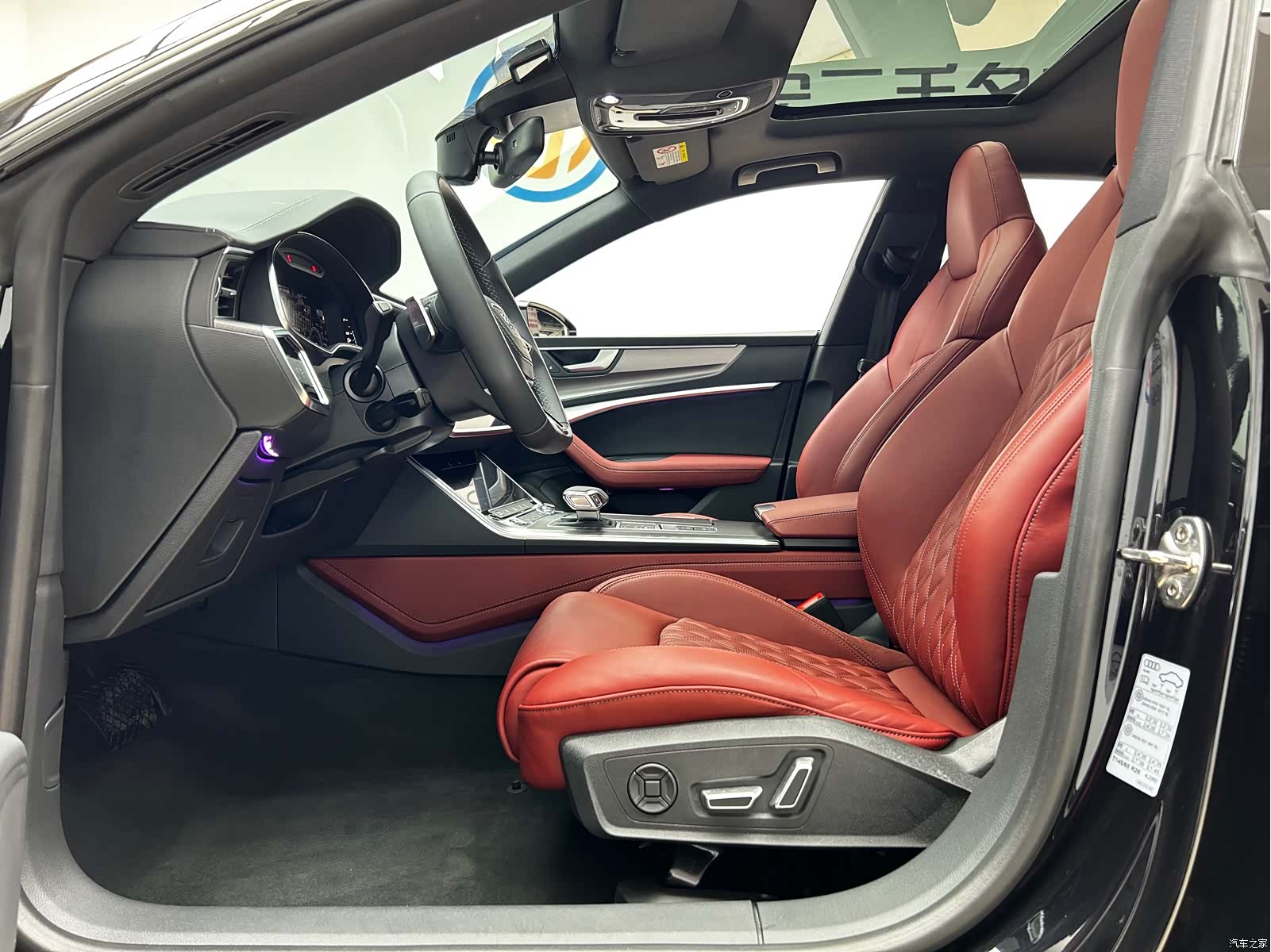 Audi A7L, 2025 все фото