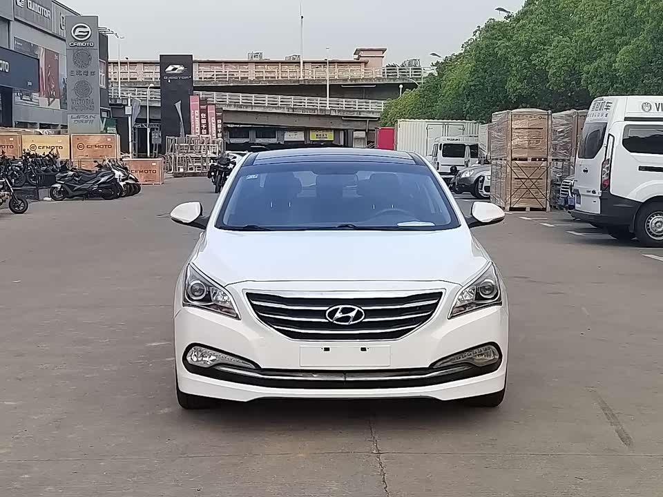 Hyundai Name picture