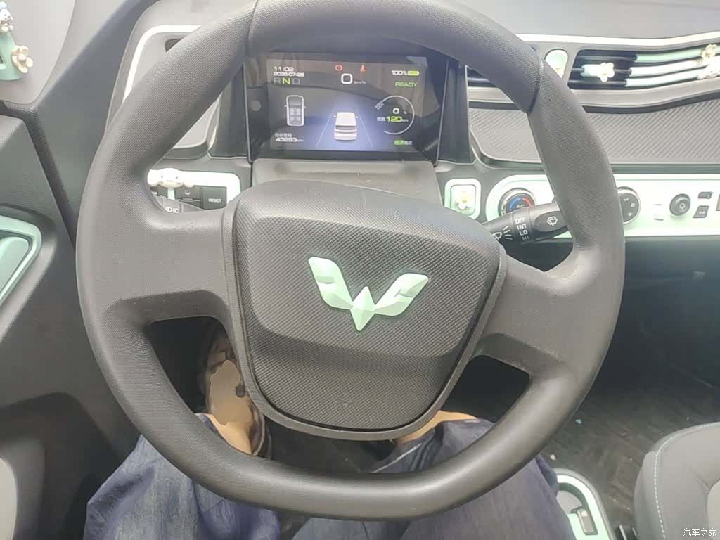 Wuling MINIEV, 2022 11