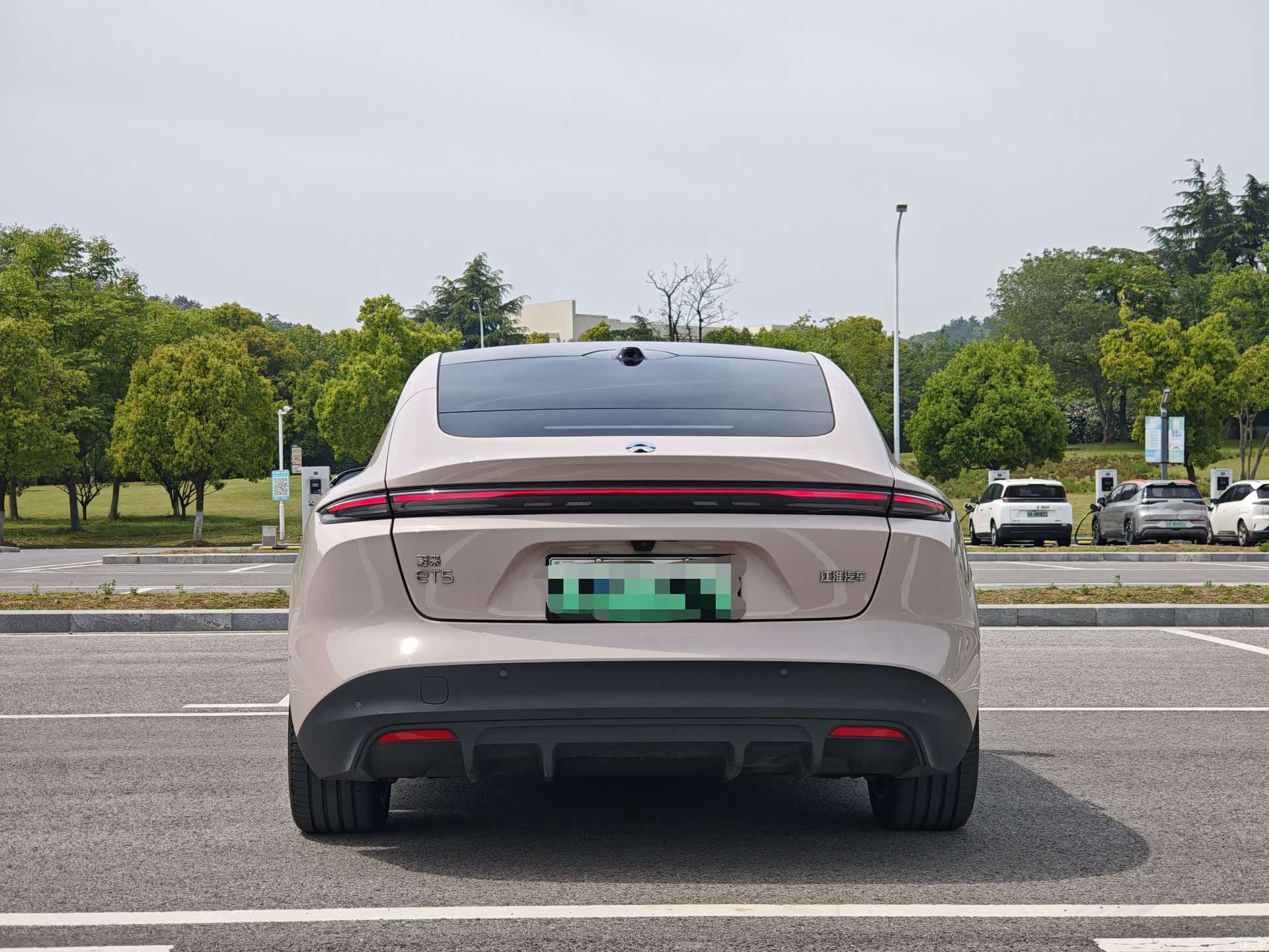 NIO ET5, 2024 10