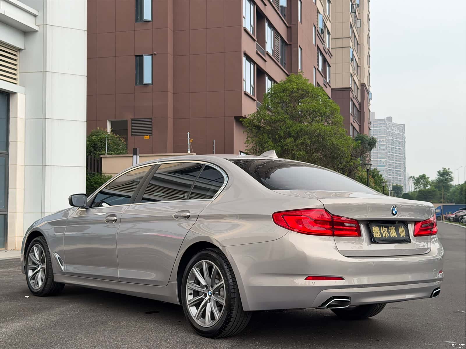 BMW 5 Series, 2018 все фото