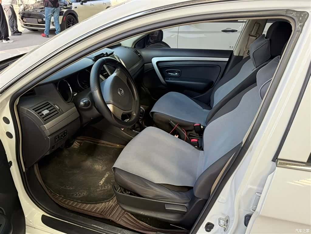 DongFeng E17, 2018 6