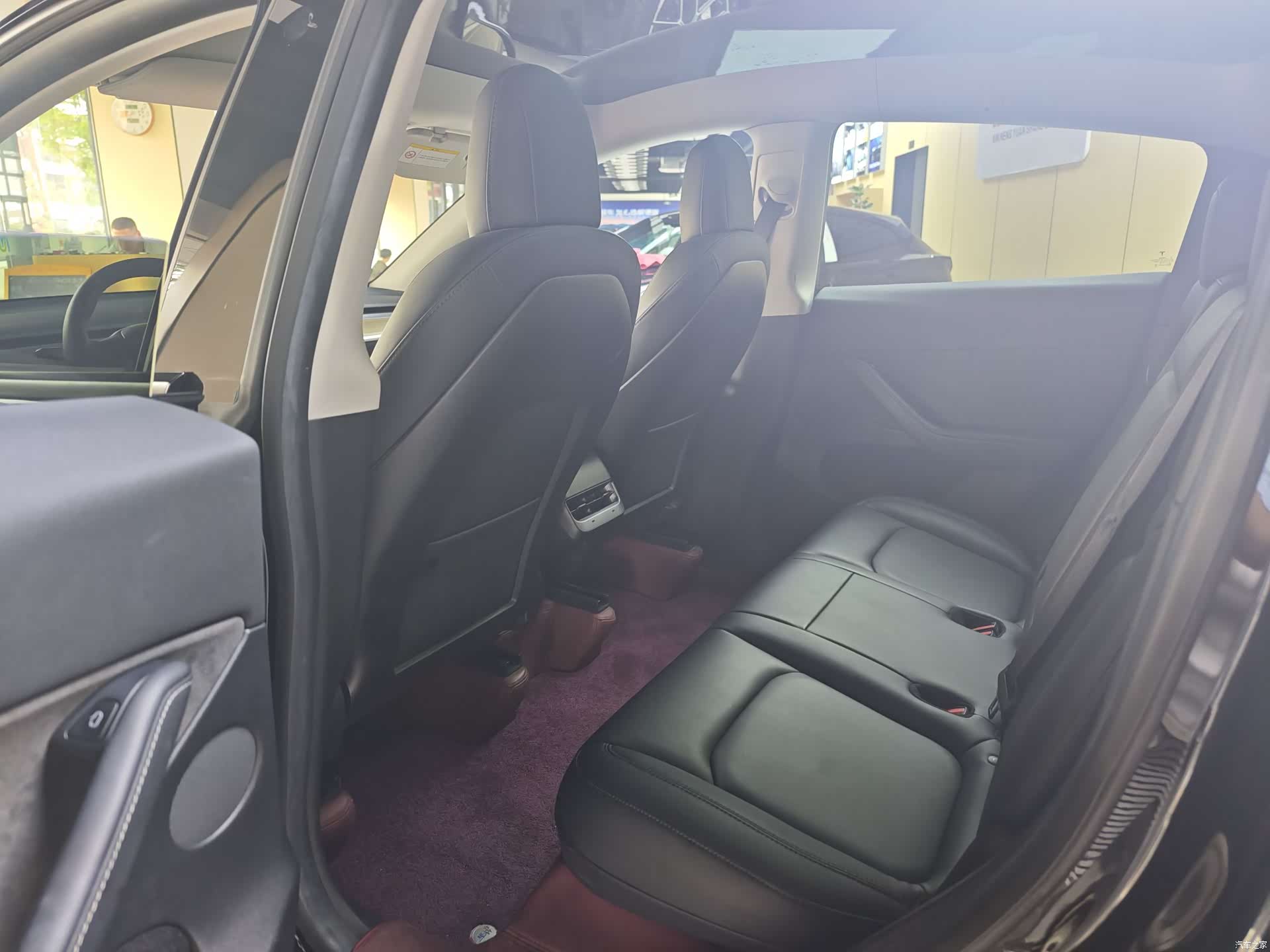 Tesla Model Y, 2022 8