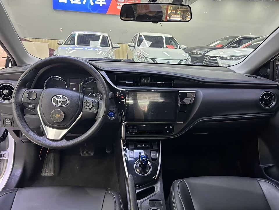 Toyota Corolla dual engine E+ Toyota Corolla dual engine E+