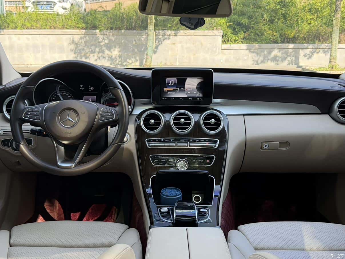Mercedes-Benz C-Class, 2015 18