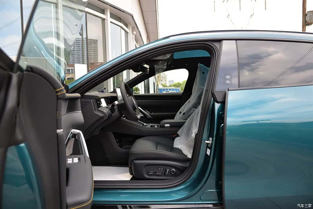 SAIC ShangJie Z7T, 2026 4