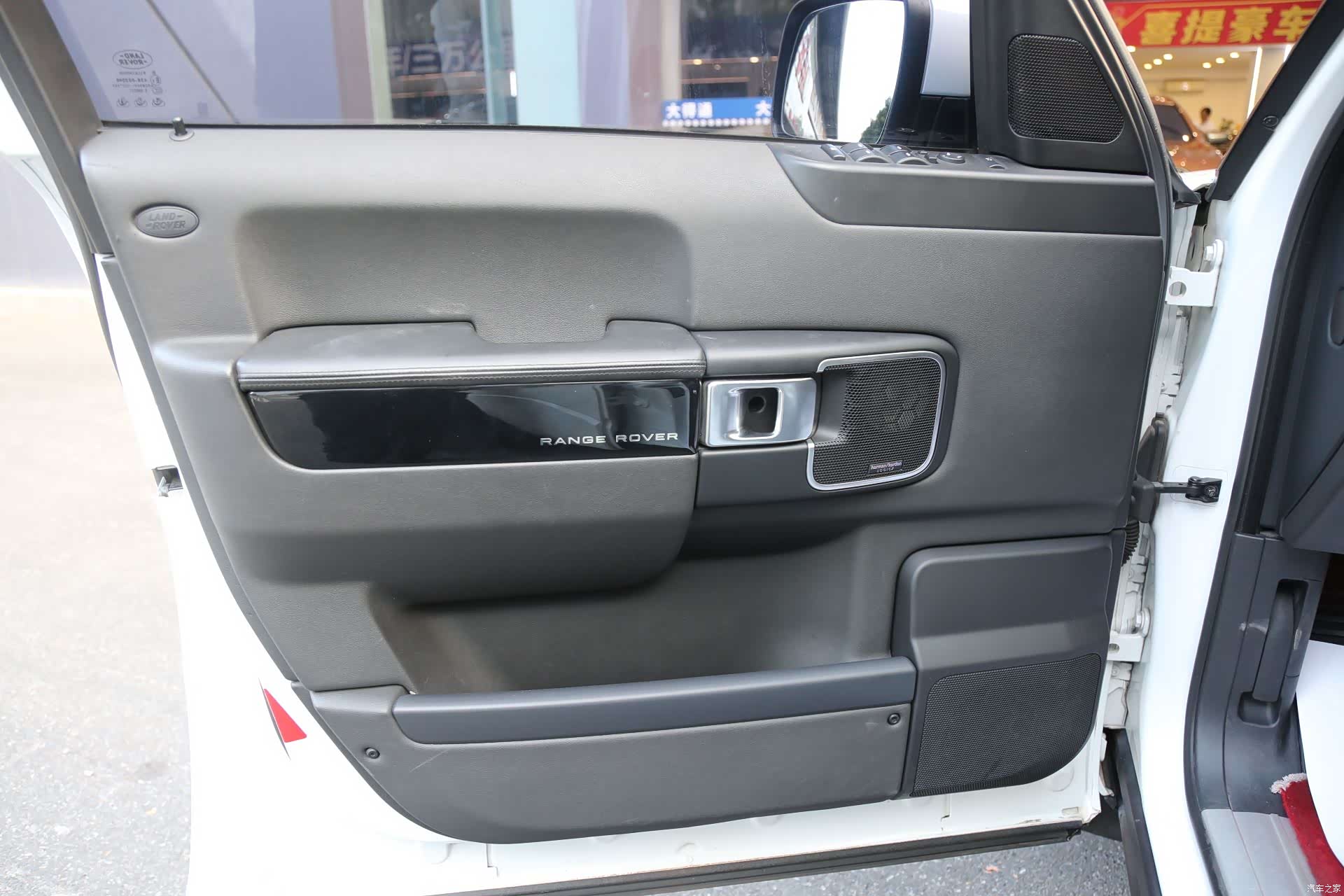 Land Rover Range Rover, 2012 15