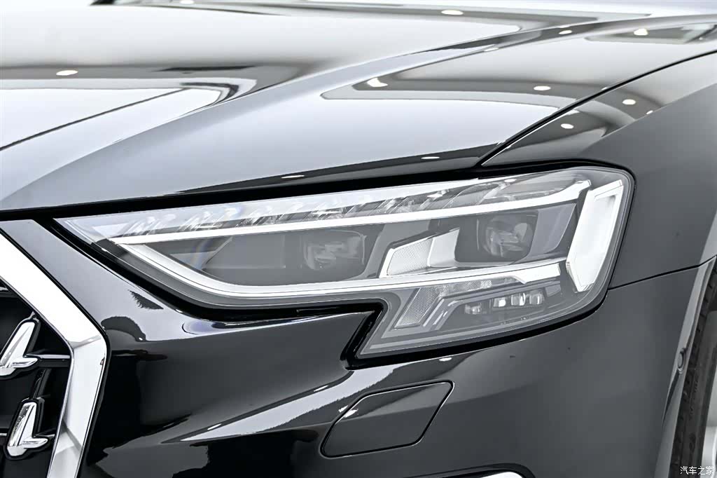 Audi A8L, 2023 9